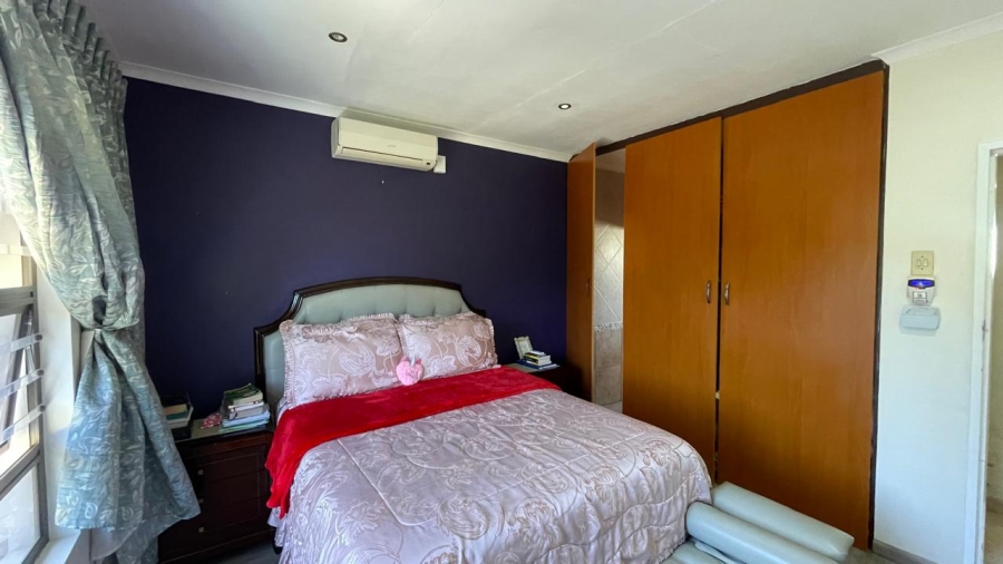 3 Bedroom Property for Sale in Beacon Bay North Eastern Cape